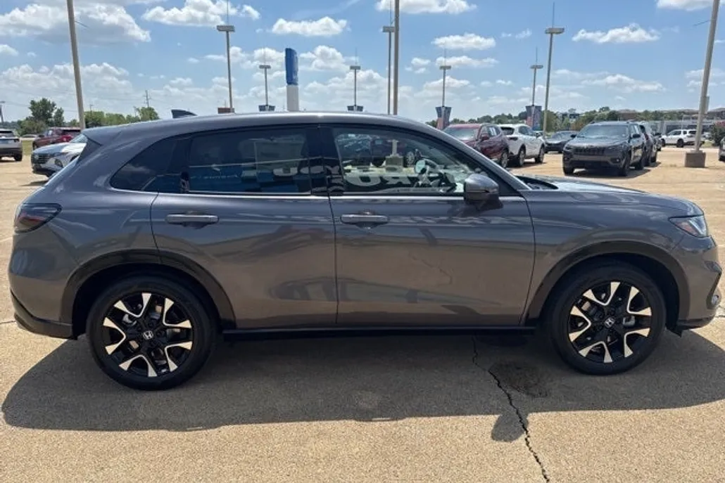 2026 Honda HR-V EX-L photo 1