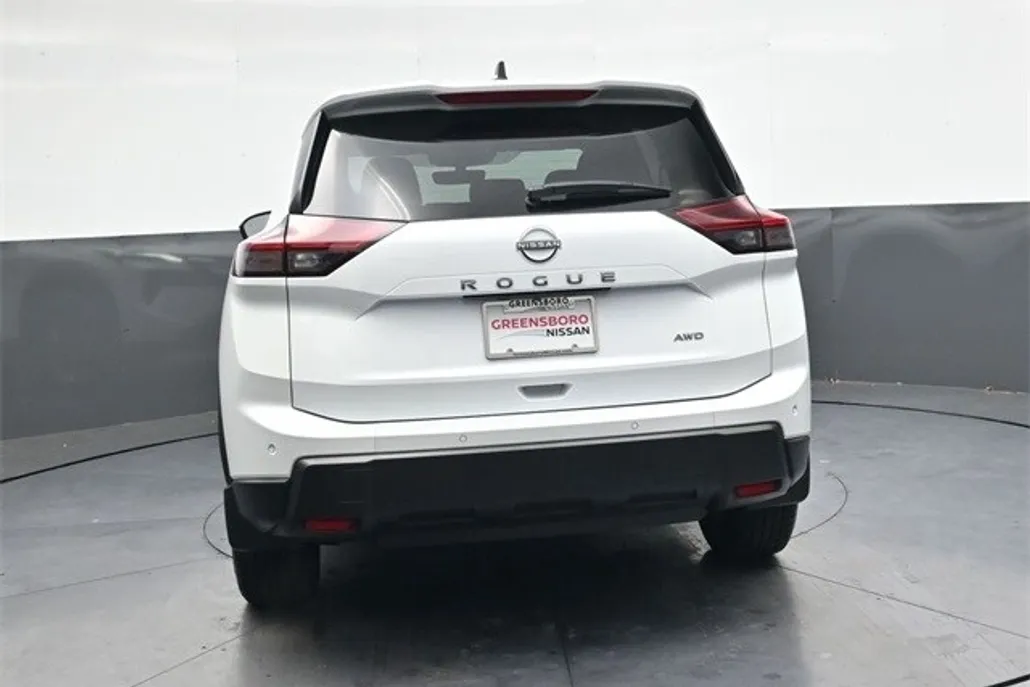 2025 Nissan Rogue S photo 1