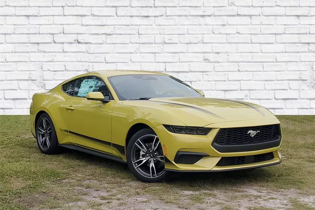 2025 Ford Mustang EcoBoost Premium photo 1