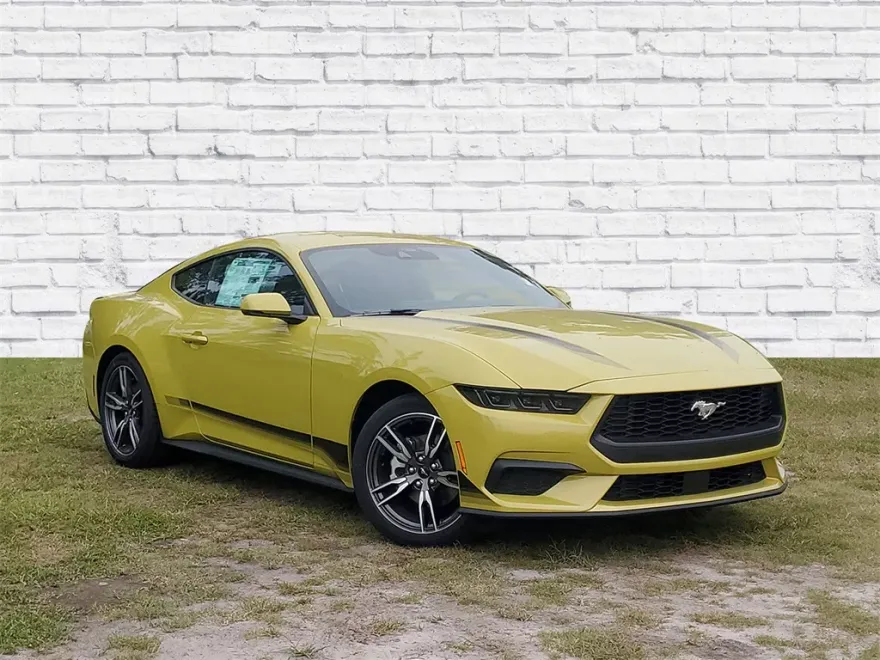 2025 Ford Mustang EcoBoost Premium photo 1