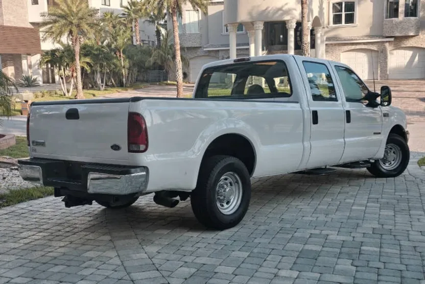2003 Ford F-350 XL photo 1