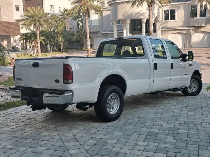 2003 Ford F-350 XL photo 1