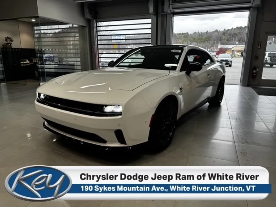 2024 Dodge Charger Daytona R/T photo 1