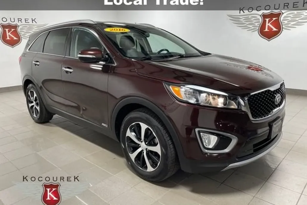 2016 Kia Sorento EX photo 1