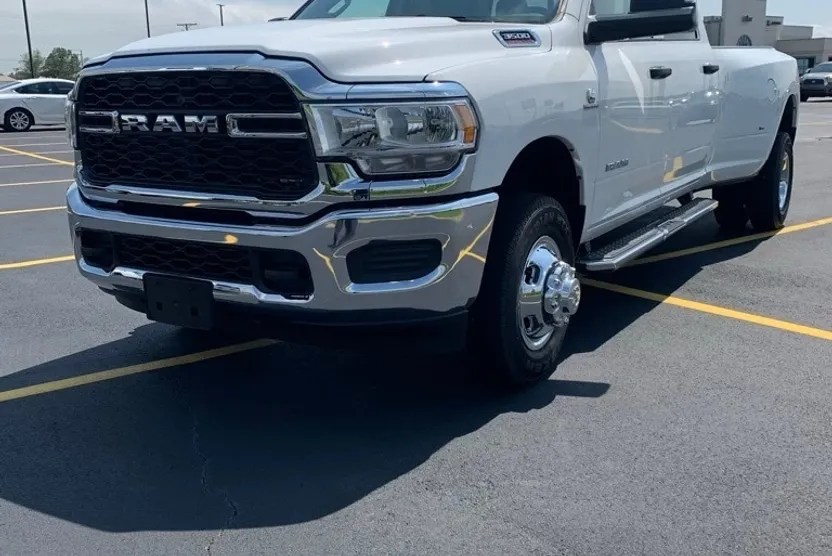 2024 Ram 3500 Tradesman photo 1