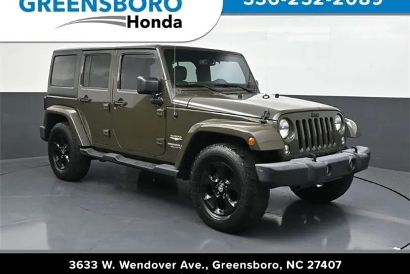 2015 Jeep Wrangler Unlimited Sahara photo 1