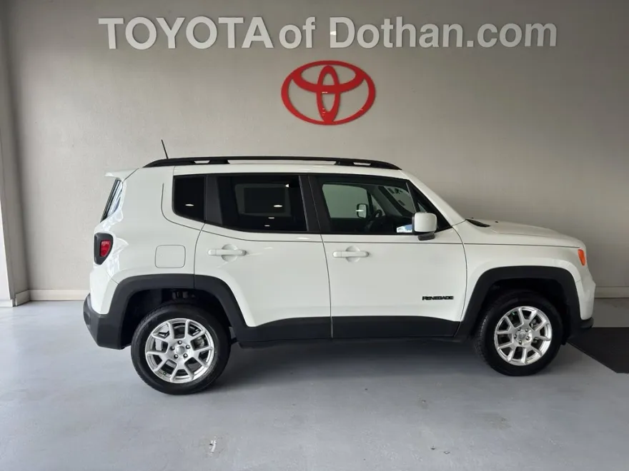2021 Jeep Renegade Latitude photo 1