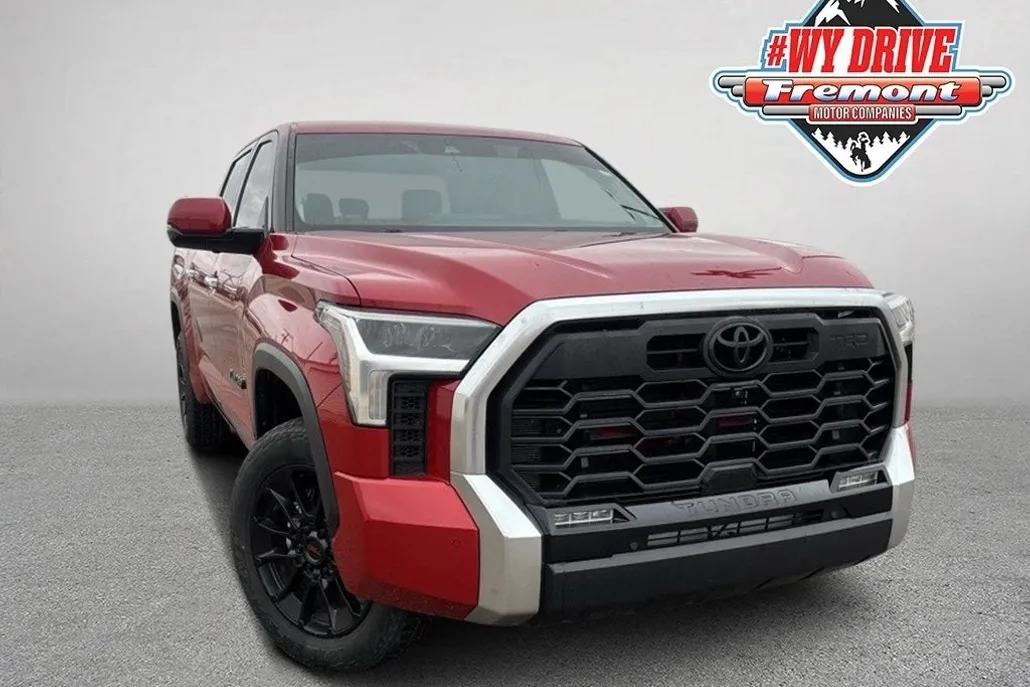 2022 Toyota Tundra Limited photo 1