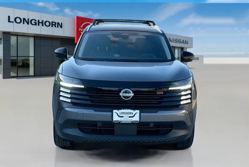 2026 Nissan Kicks SR photo 1