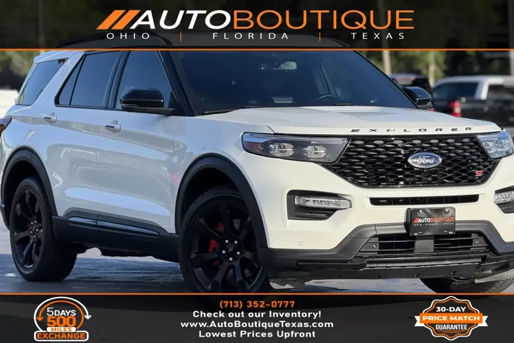 2023 Ford Explorer ST photo 1