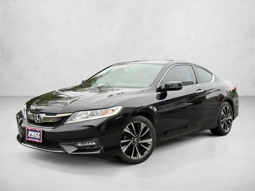 2017 Honda Accord EX-L V6 photo 1