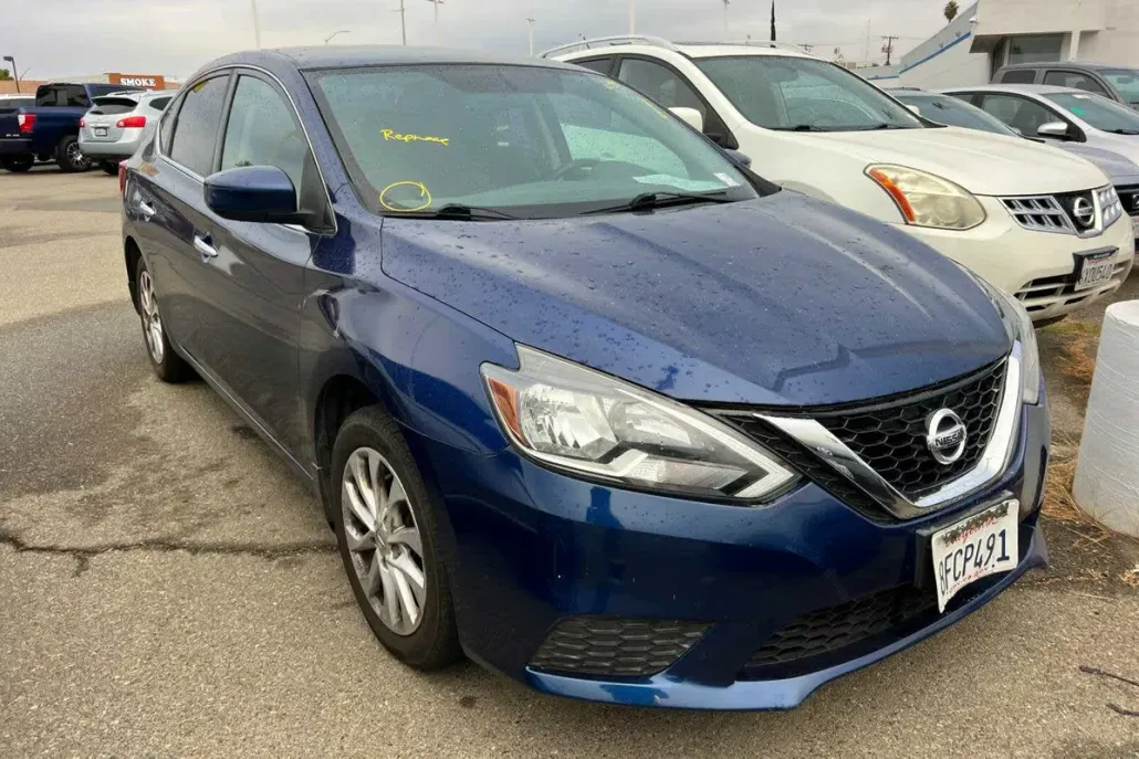 2018 Nissan Sentra SV photo 1