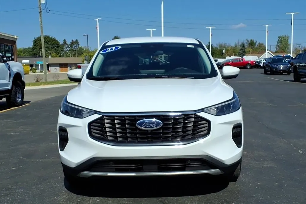 2023 Ford Escape Active photo 1