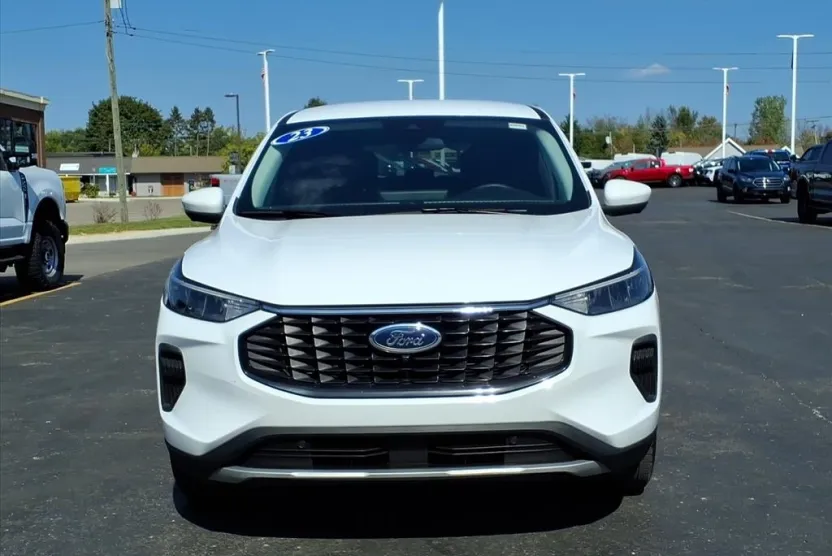2023 Ford Escape Active photo 1