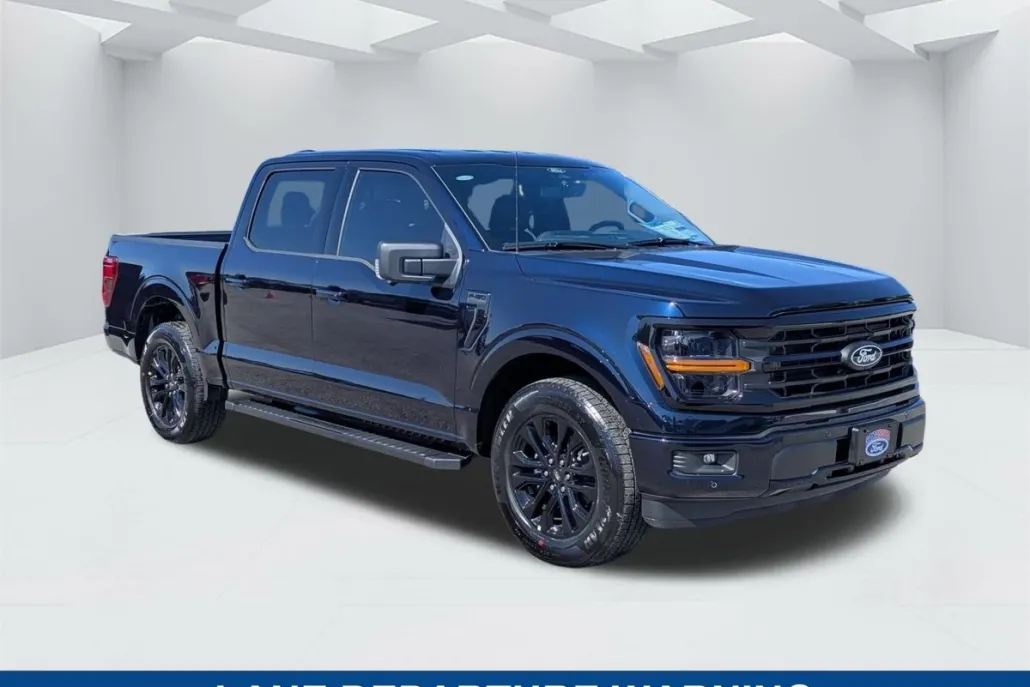 2025 Ford F-150 XLT photo 1