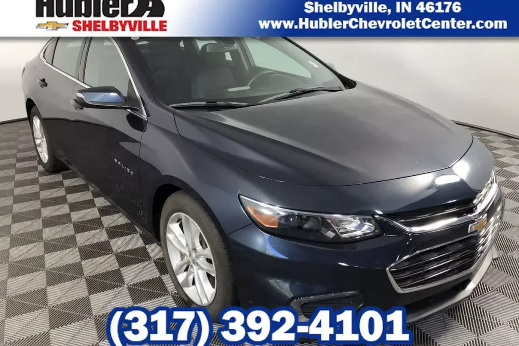2016 Chevrolet Malibu 1LT photo 1