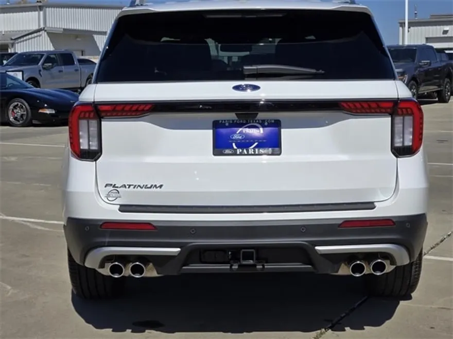 2025 Ford Explorer Platinum photo 1