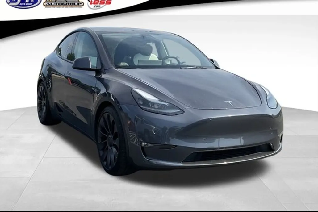 2023 Tesla Model Y Performance photo 1