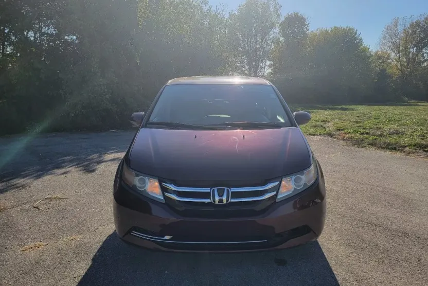 2015 Honda Odyssey EX-L photo 1