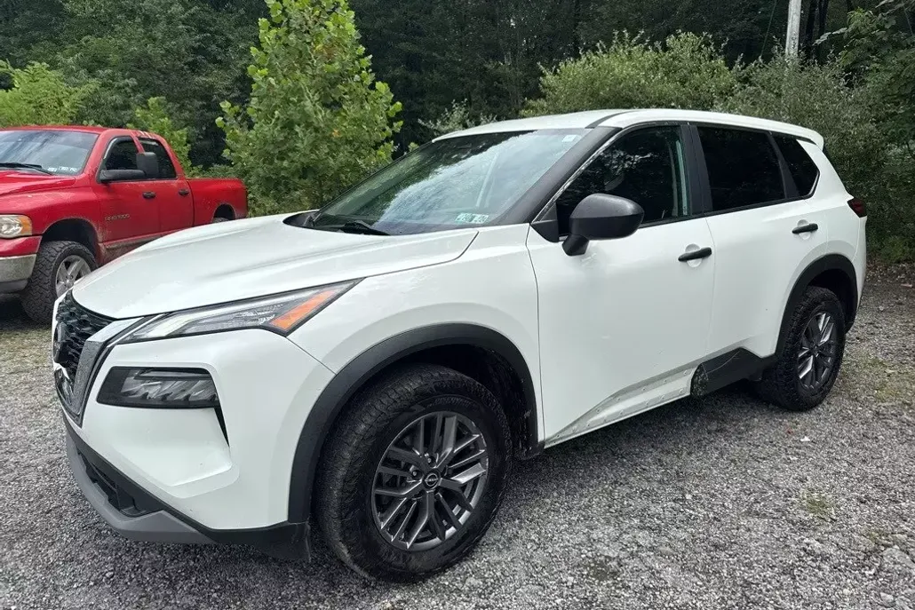 2023 Nissan Rogue S photo 1