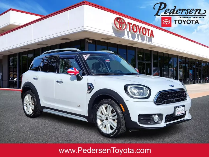 2017 Mini Countryman ALL4 S photo 1
