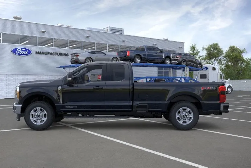 2026 Ford F-350 XLT photo 1