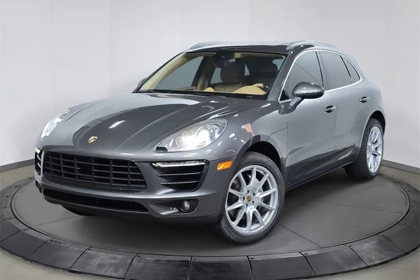 2015 Porsche Macan S photo 1