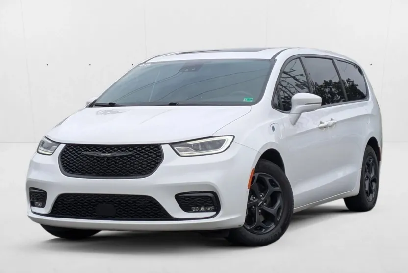 2022 Chrysler Pacifica Hybrid Limited photo 1
