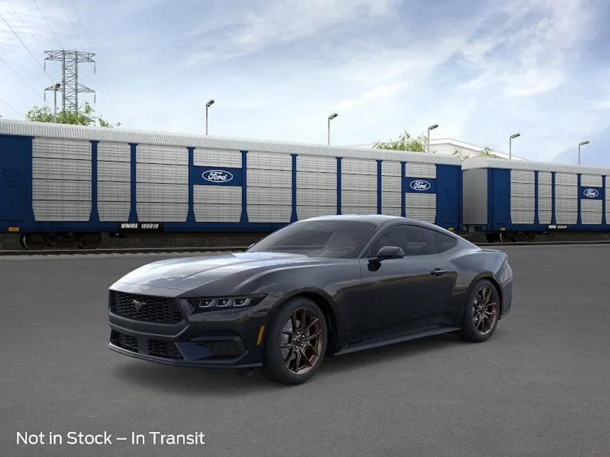 2025 Ford Mustang photo 1