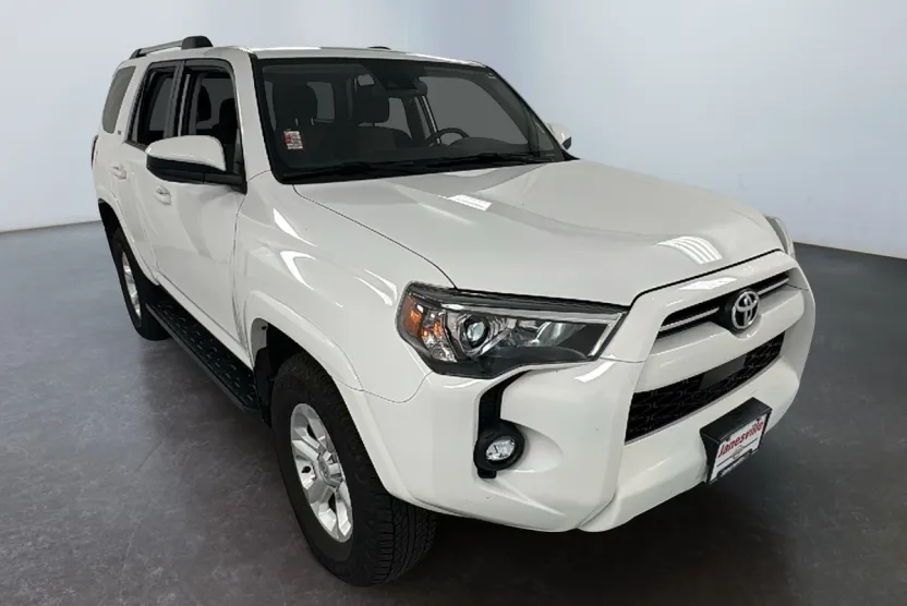 2024 Toyota 4Runner SR5 photo 1