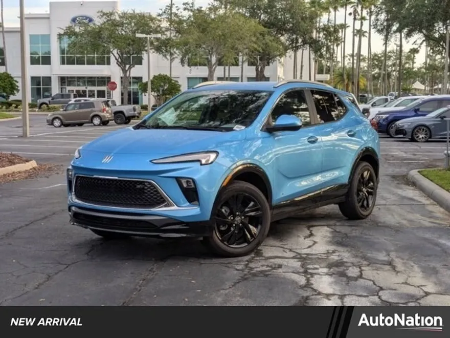2025 Buick Encore GX Sport Touring photo 1