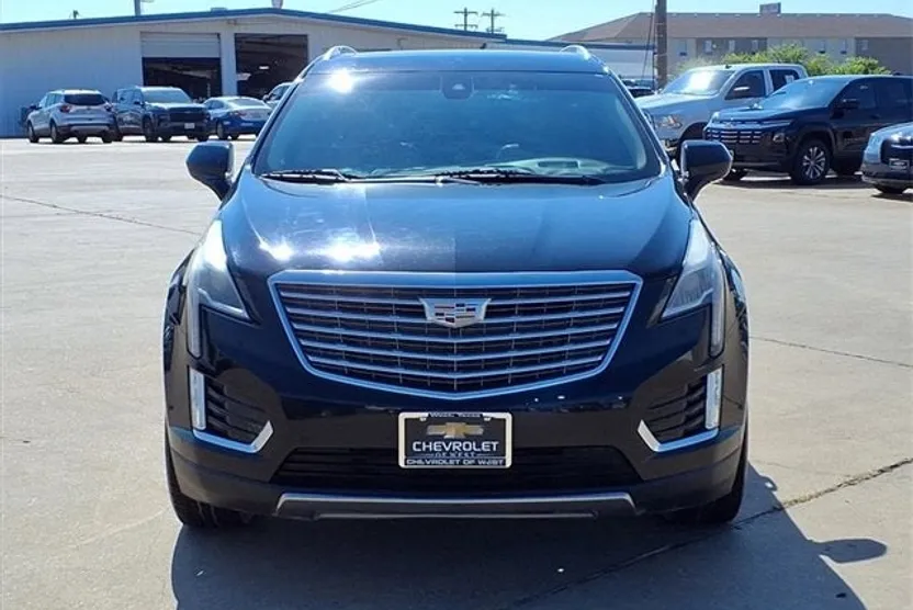 2018 Cadillac XT5 Platinum photo 1