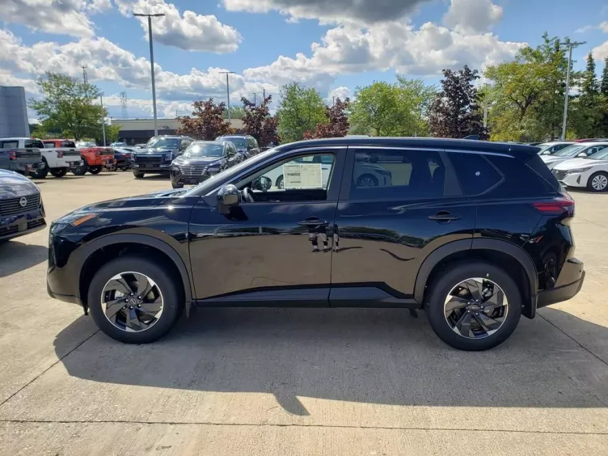 2026 Nissan Rogue SV photo 1
