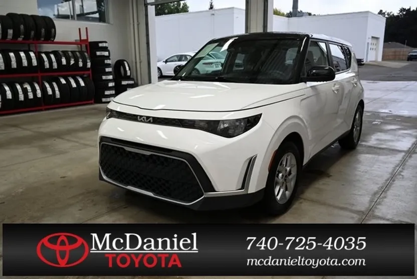 2023 Kia Soul LX S photo 1