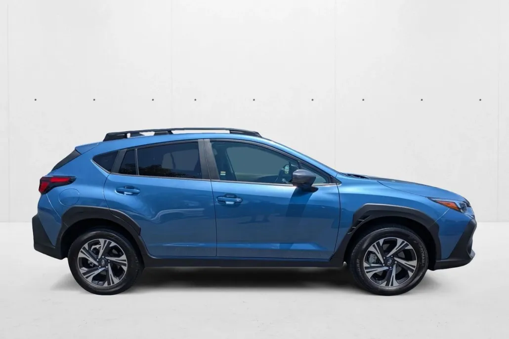 2024 Subaru Crosstrek Premium photo 1