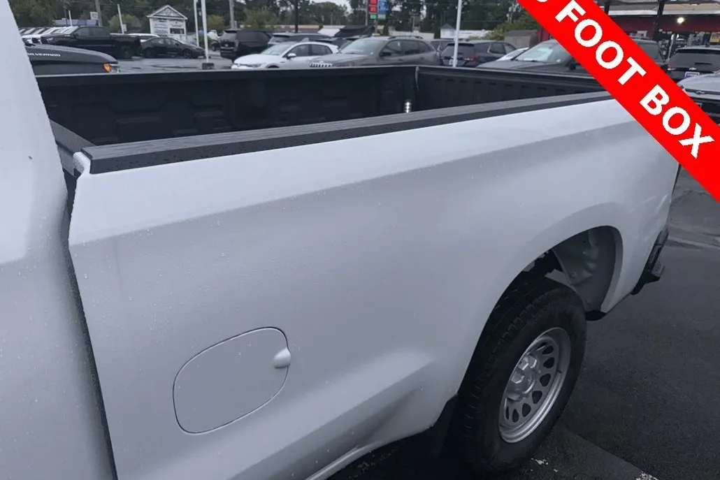 2025 Chevrolet Silverado 1500 photo 1