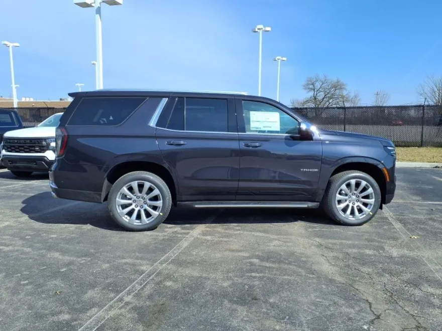 2025 Chevrolet Tahoe Premier photo 1