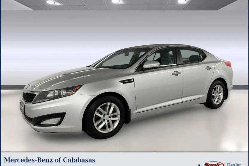 2013 Kia Optima LX photo 1