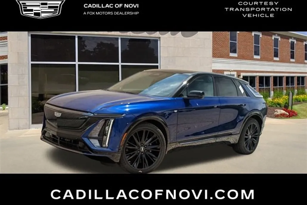 2025 Cadillac Lyriq Sport photo 1