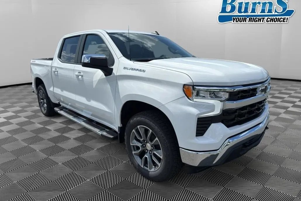 2026 Chevrolet Silverado 1500 LT photo 1
