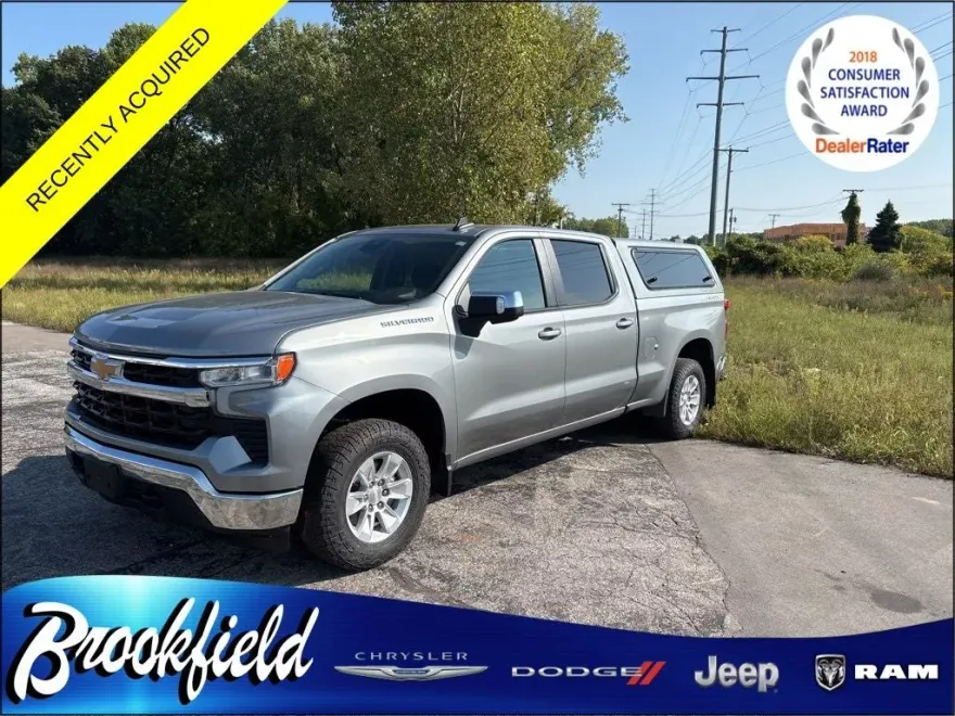 2024 Chevrolet Silverado 1500 LT photo 1