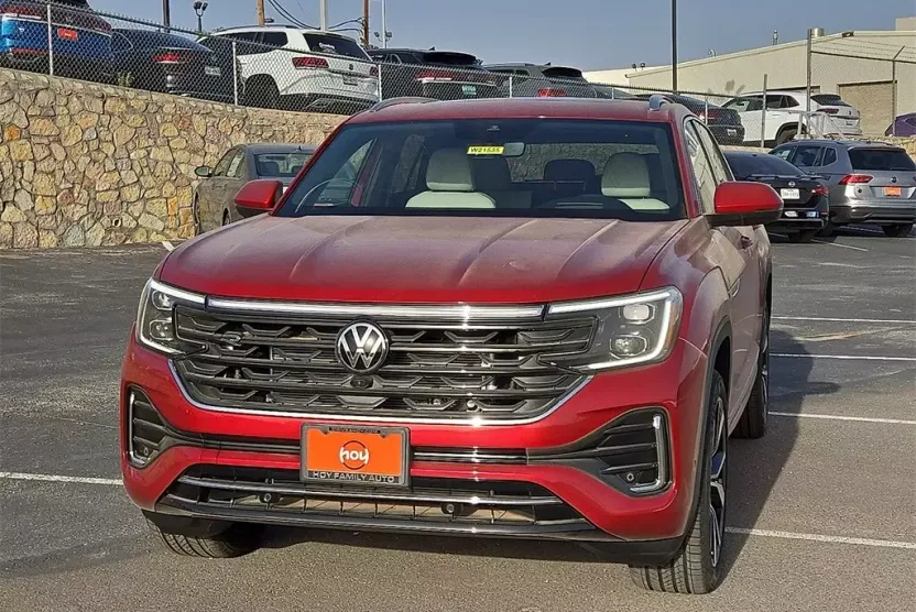 2025 Volkswagen Atlas Cross Sport SEL Premium R-Line photo 1