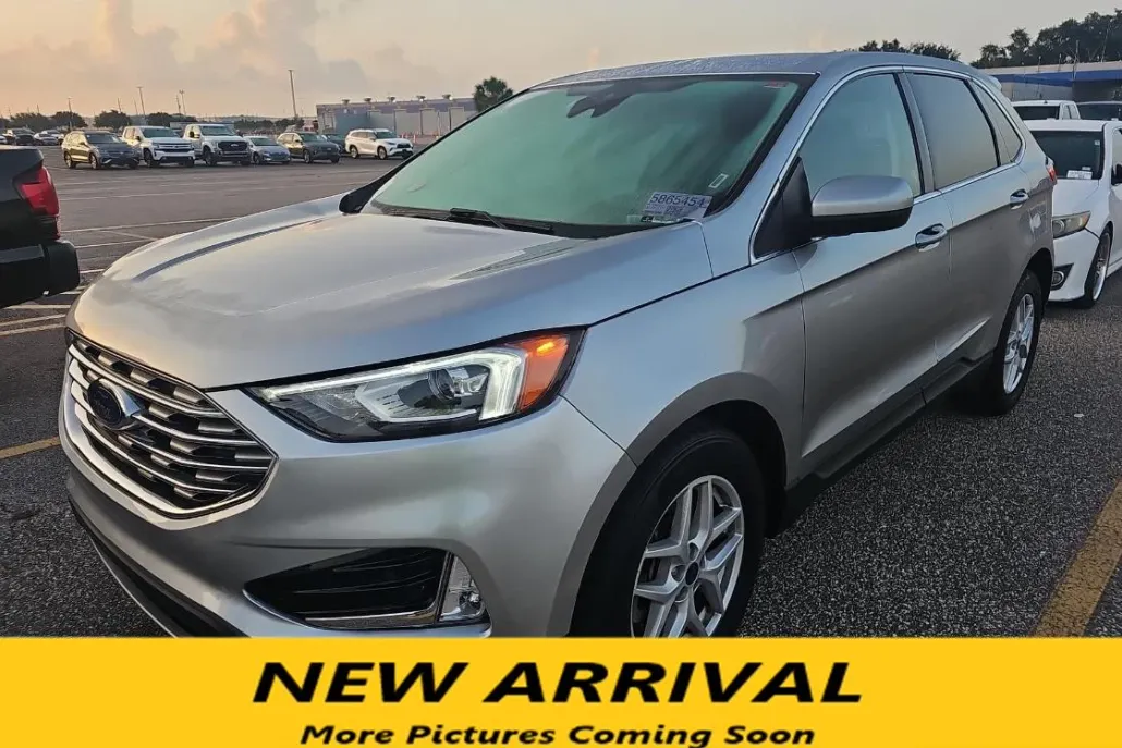 2021 Ford Edge SEL photo 1