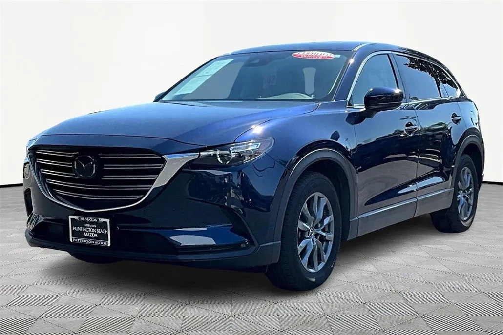 2023 Mazda CX-9 Touring photo 1
