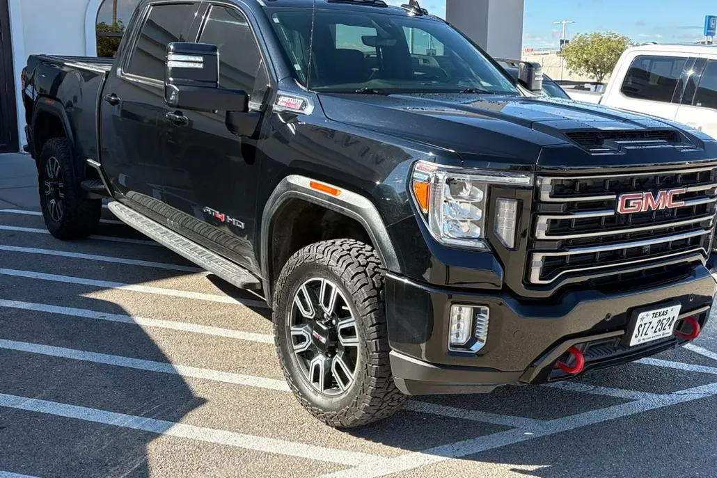 2022 Gmc Sierra HD AT4 photo 1
