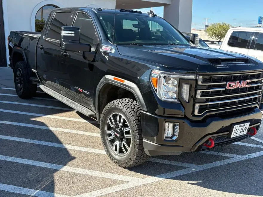 2022 Gmc Sierra HD AT4 photo 1