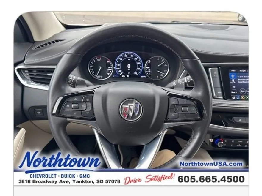 2023 Buick Enclave Avenir photo 1