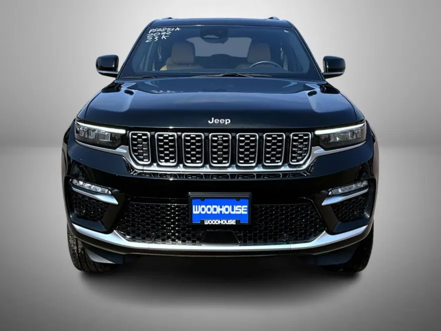 2022 Jeep Grand Cherokee Summit photo 1