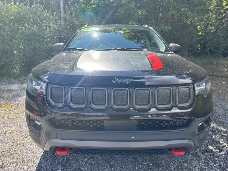 2022 Jeep Compass Trailhawk photo 1