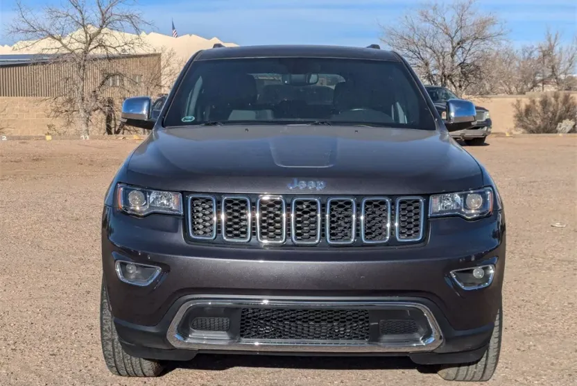 2020 Jeep Grand Cherokee Limited photo 1